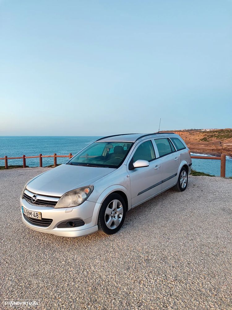 Opel Astra 1.3 CDTI Enjoy EcoFLEX - 2