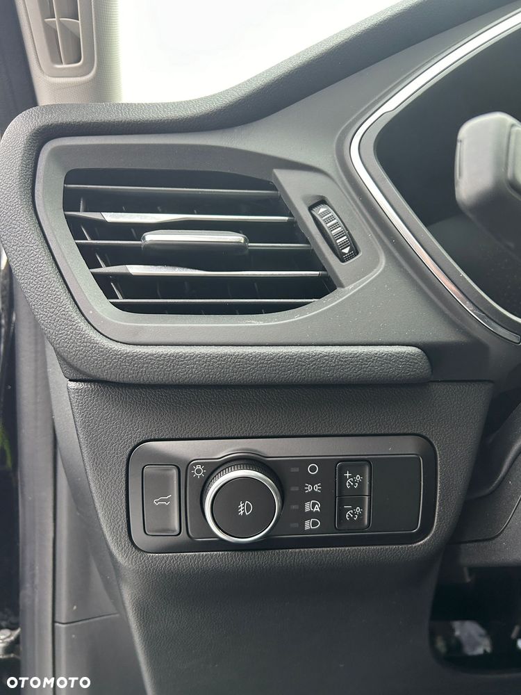 Ford Escape 2.0 EcoBoost AWD Titanium - 14