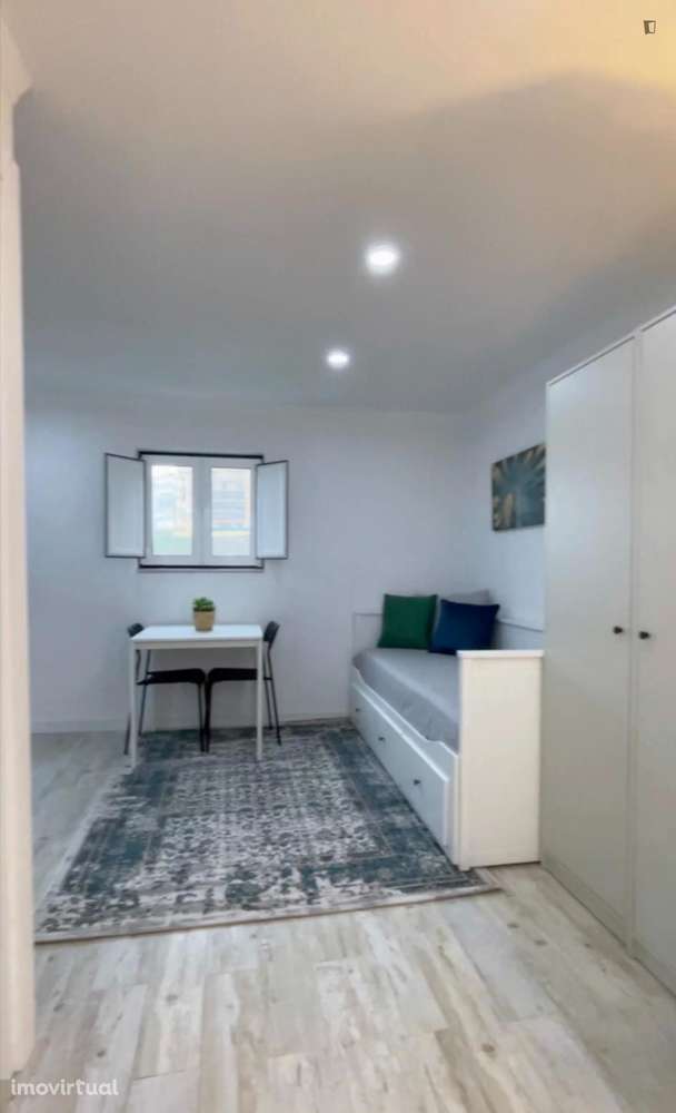 Estúdio - localizado em Ajuda Lisbon - Grande imagem: 2/7