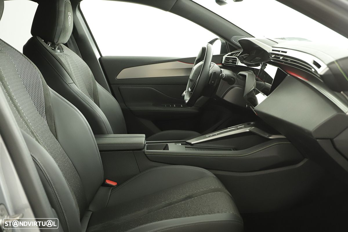 Peugeot 308 SW 1.2 PureTech GT EAT8 - 20