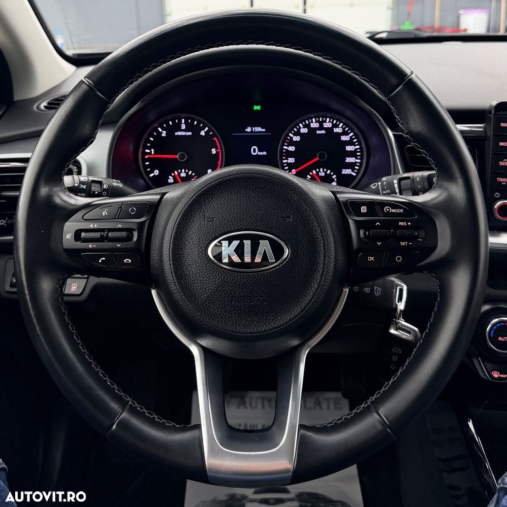 Kia Stonic 1.6 DSL Urban - 31