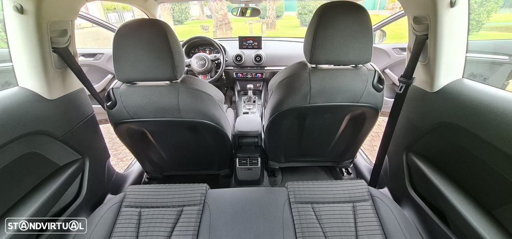 Audi A3 1.6 TDI Sport - 17