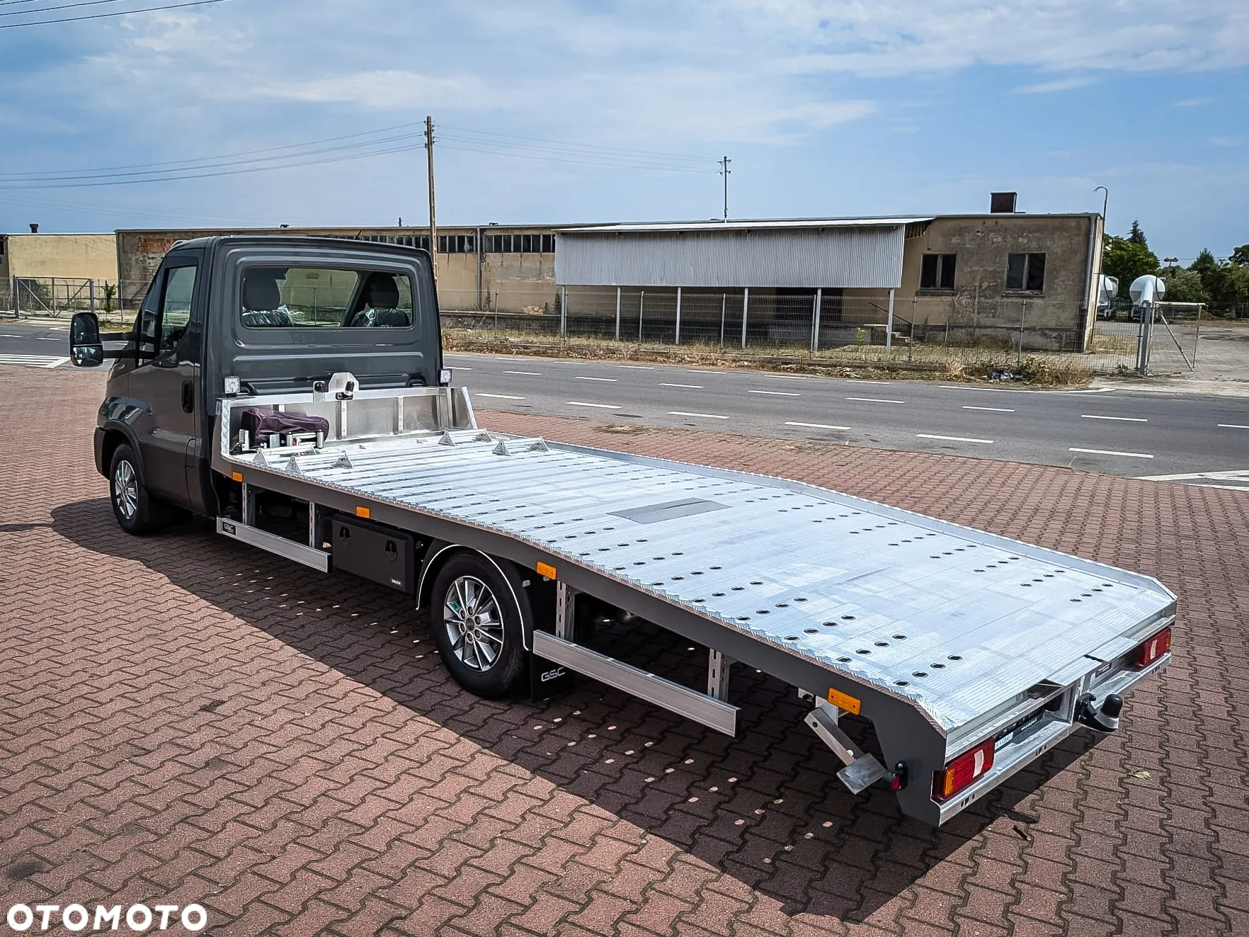 Iveco Daily 35S18HA8 3.0 180 KM AT Autolaweta GSC Zabudowy - 2