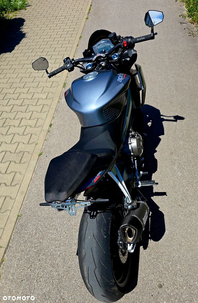 Aprilia Tuono - 15