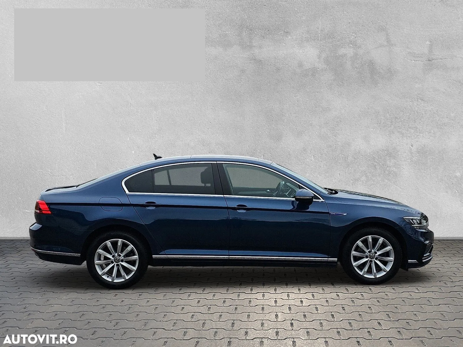 Volkswagen Passat - 5