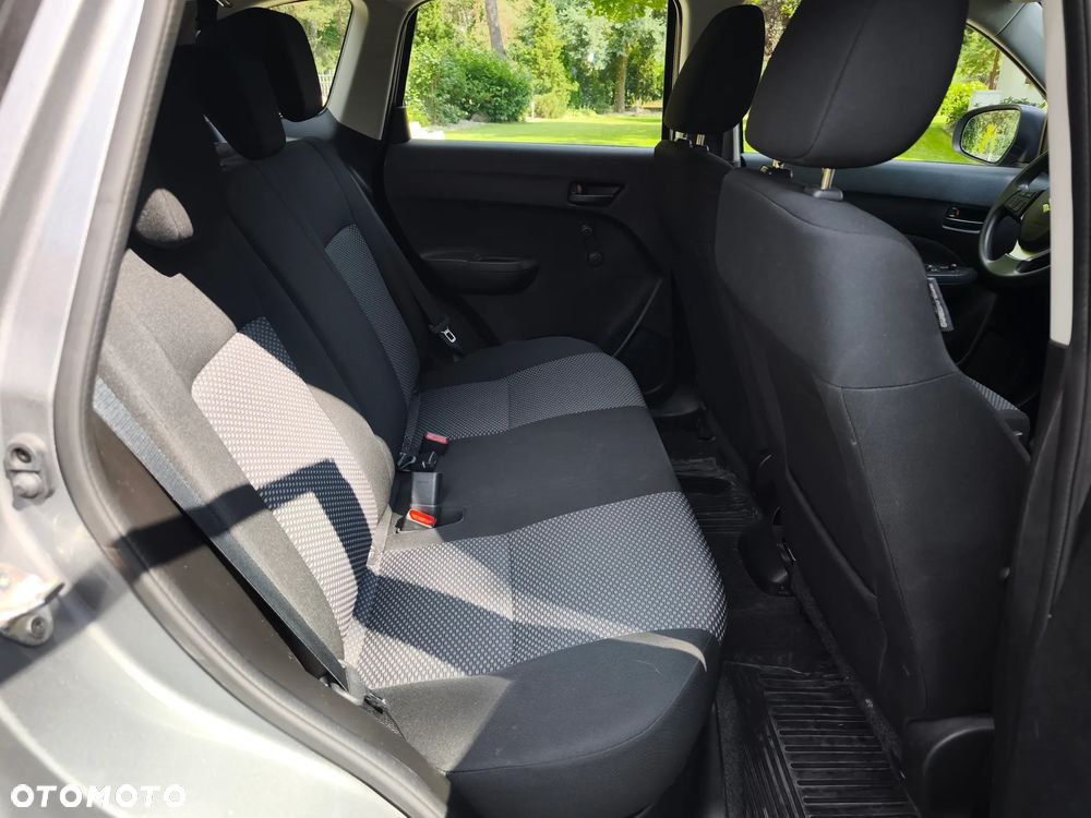 Suzuki Vitara 1.4 Boosterjet Hybrid Comfort "SHINKAI" - 30