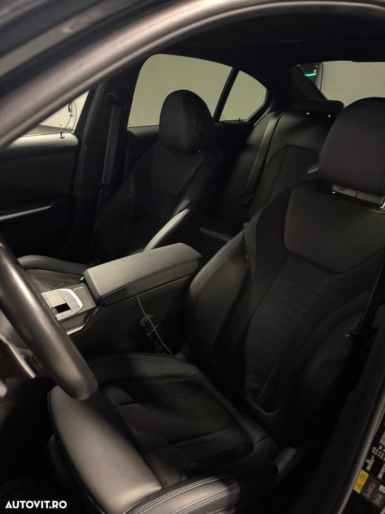 BMW Seria 3 330e xDrive Aut. M Sport - 9