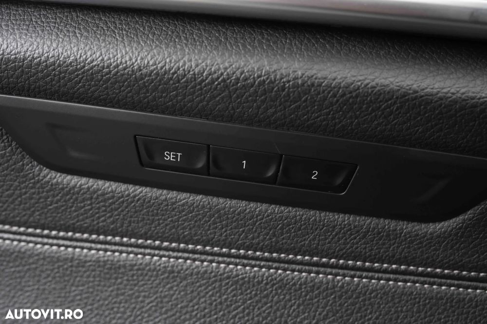 BMW Seria 5 530e xDrive Aut. M Sport Edition - 16