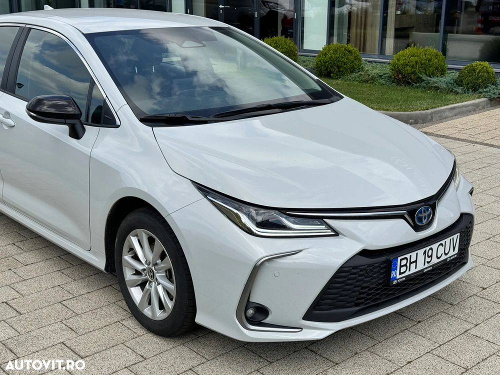 Toyota Corolla 1.8 HSD Business - 10