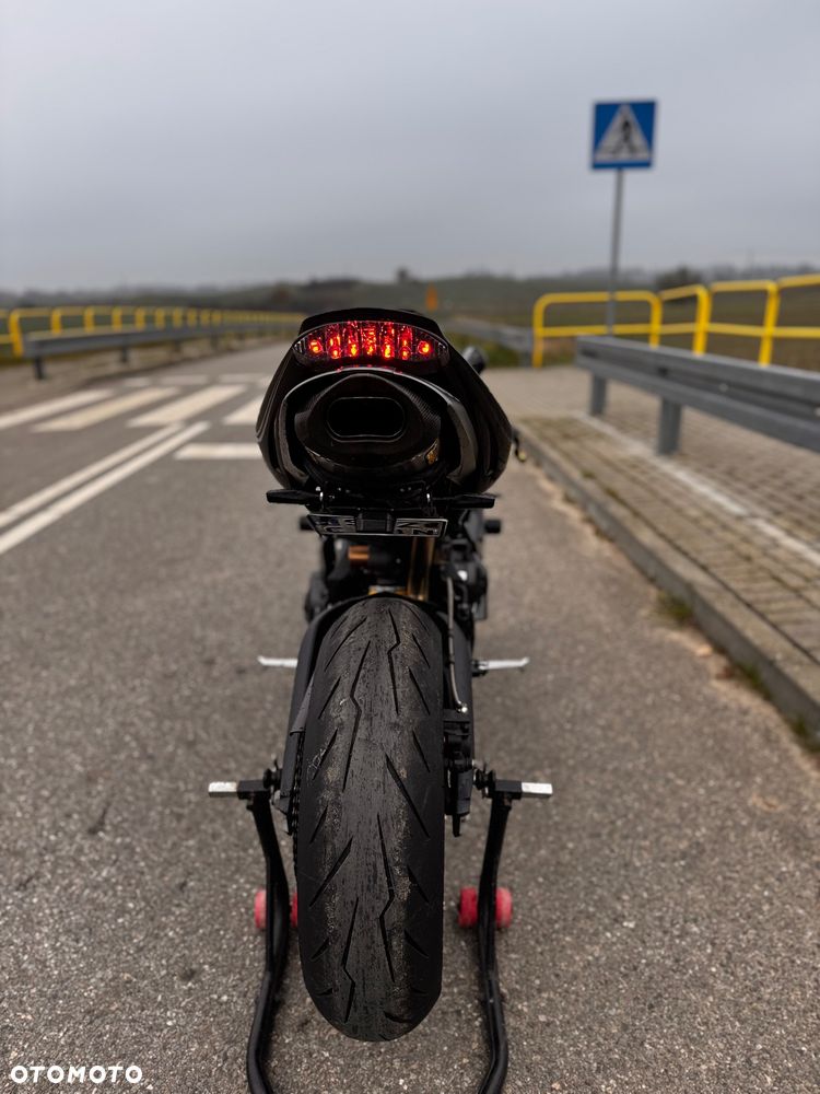 Triumph Daytona - 11