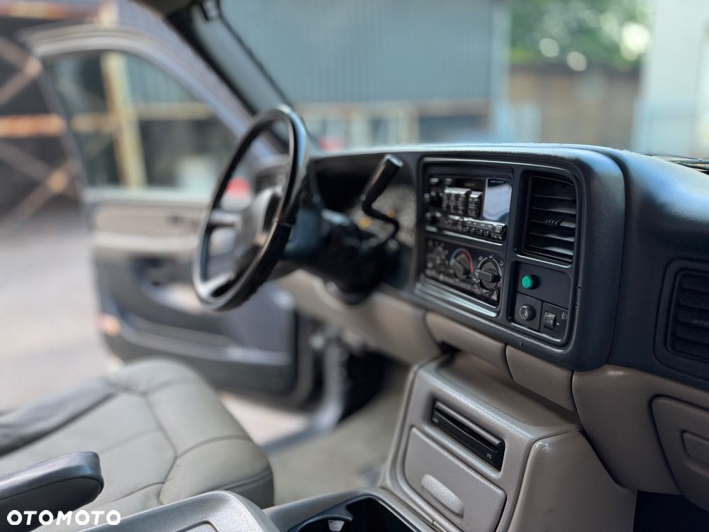 Chevrolet Tahoe - 9
