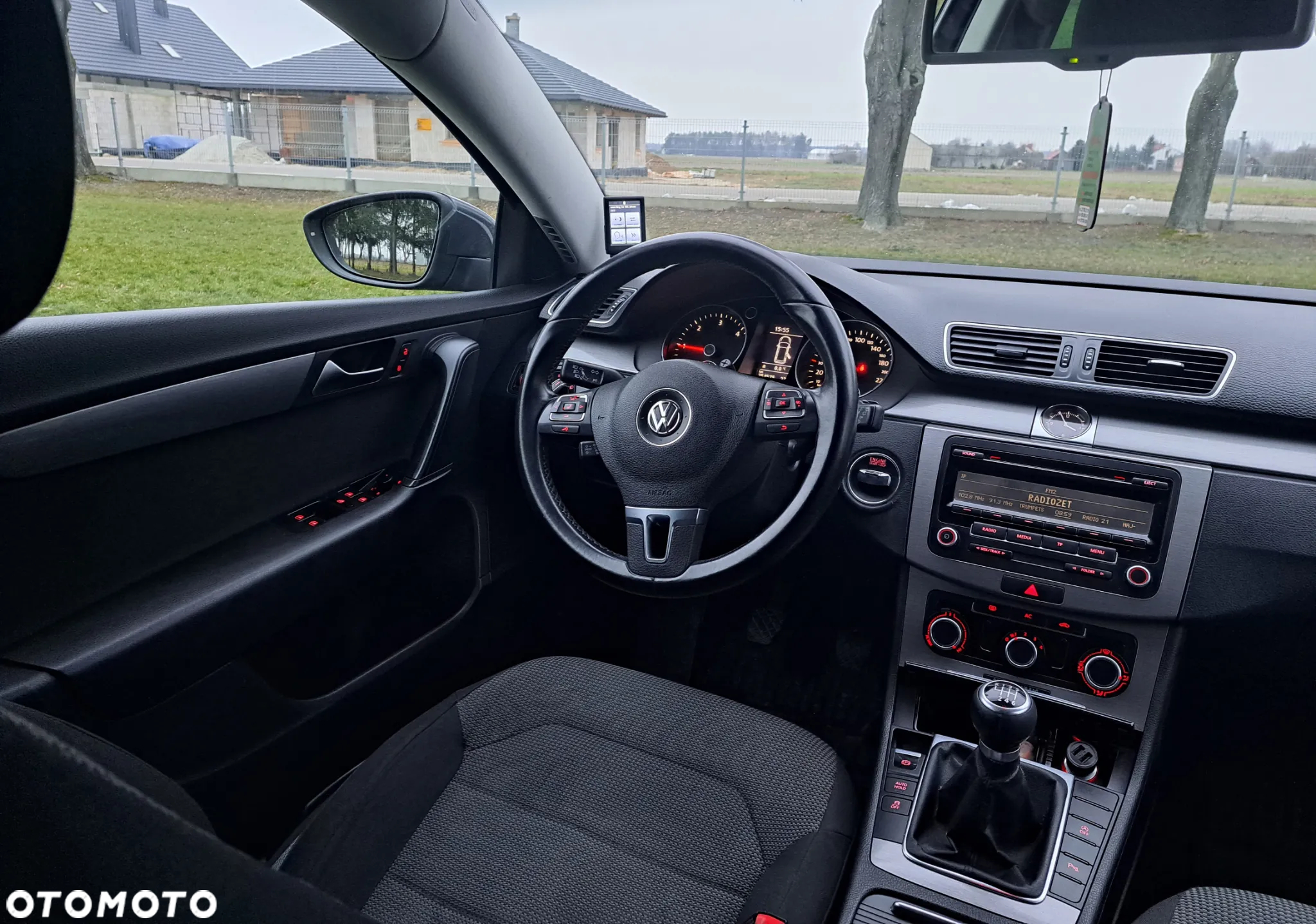 Volkswagen Passat 2.0 TDI Comfortline - 8