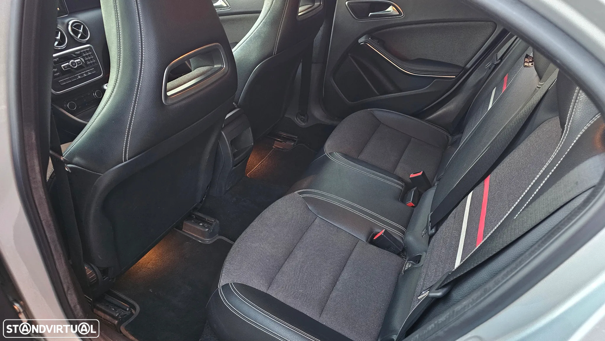 Mercedes-Benz A 180 CDi BlueEfficiency - 12