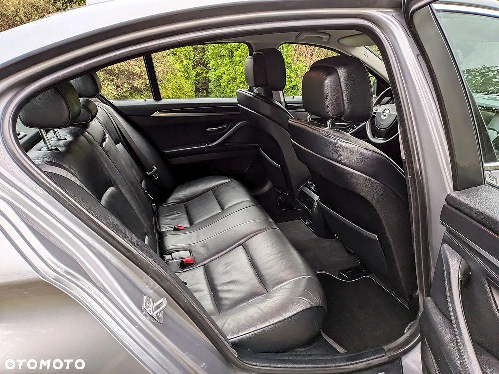 BMW Seria 5 520d - 16