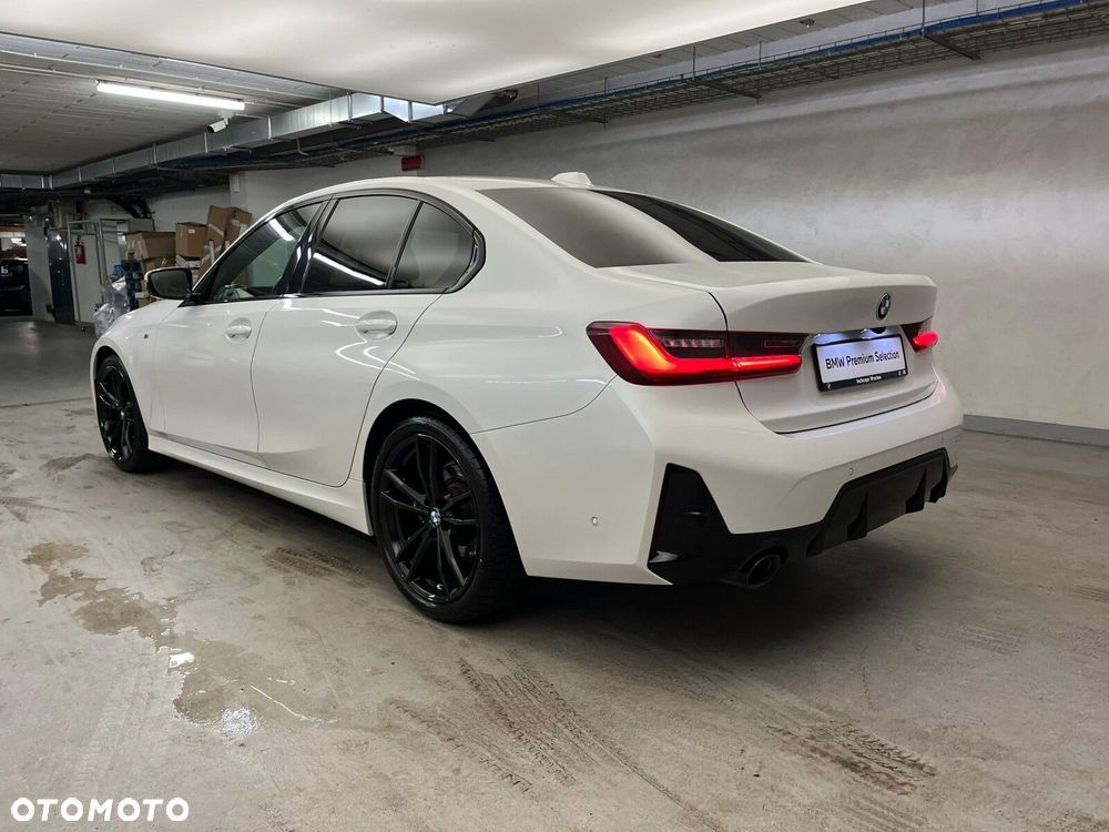 BMW Seria 3 320d xDrive mHEV M Sport sport - 13