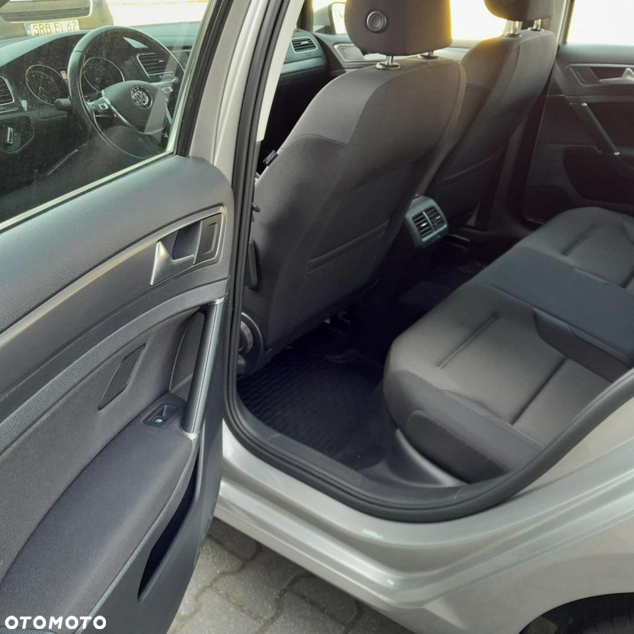 Volkswagen Golf - 5