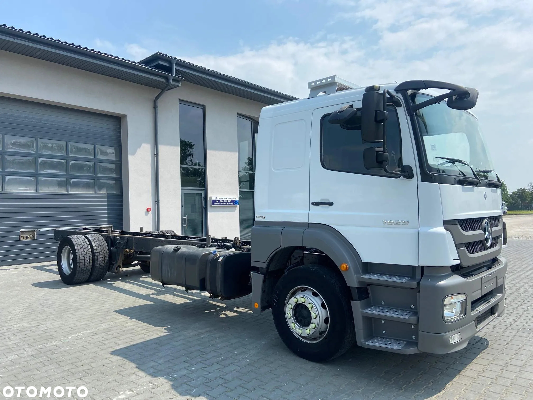 Mercedes-Benz AXOR 1829 SYPIALKA PODWOZIE DO ZABUDOWY - 2