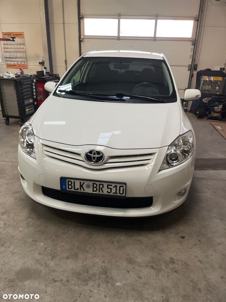 Toyota Auris 1.6 Valvematic Comfort - 16