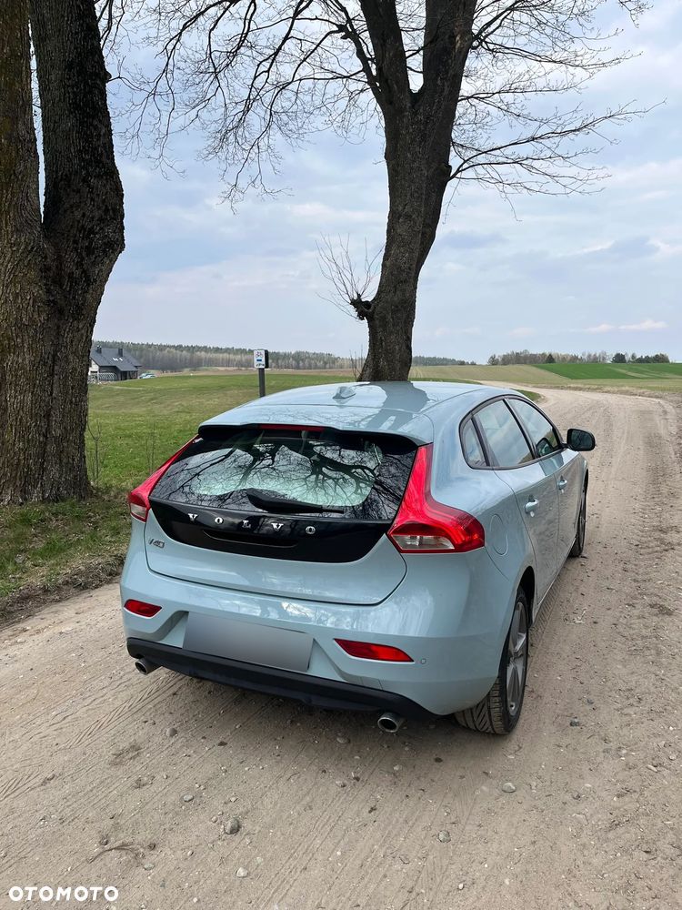 Volvo V40 D2 Drive-E SCR Momentum - 14