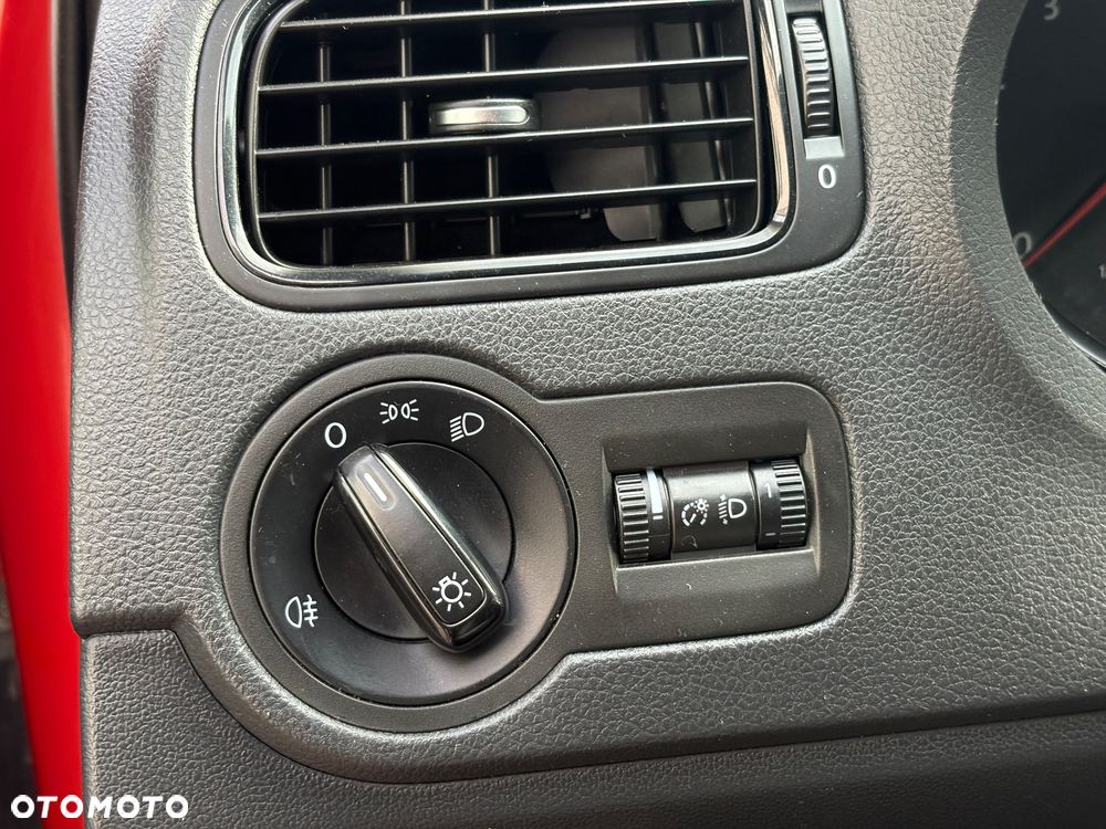 Volkswagen Polo 1.2 Highline - 12