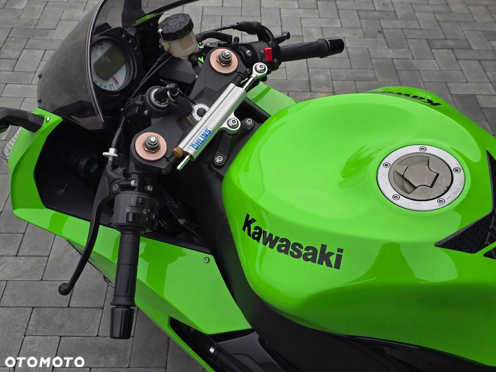 Kawasaki Ninja - 16