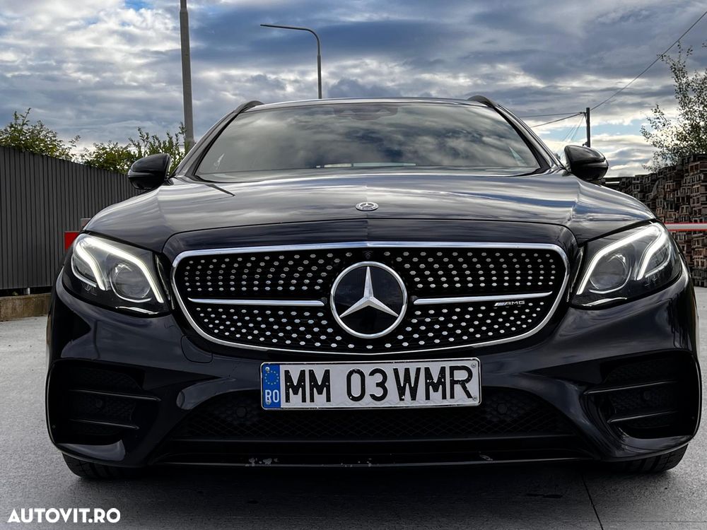 Mercedes-Benz E - 16