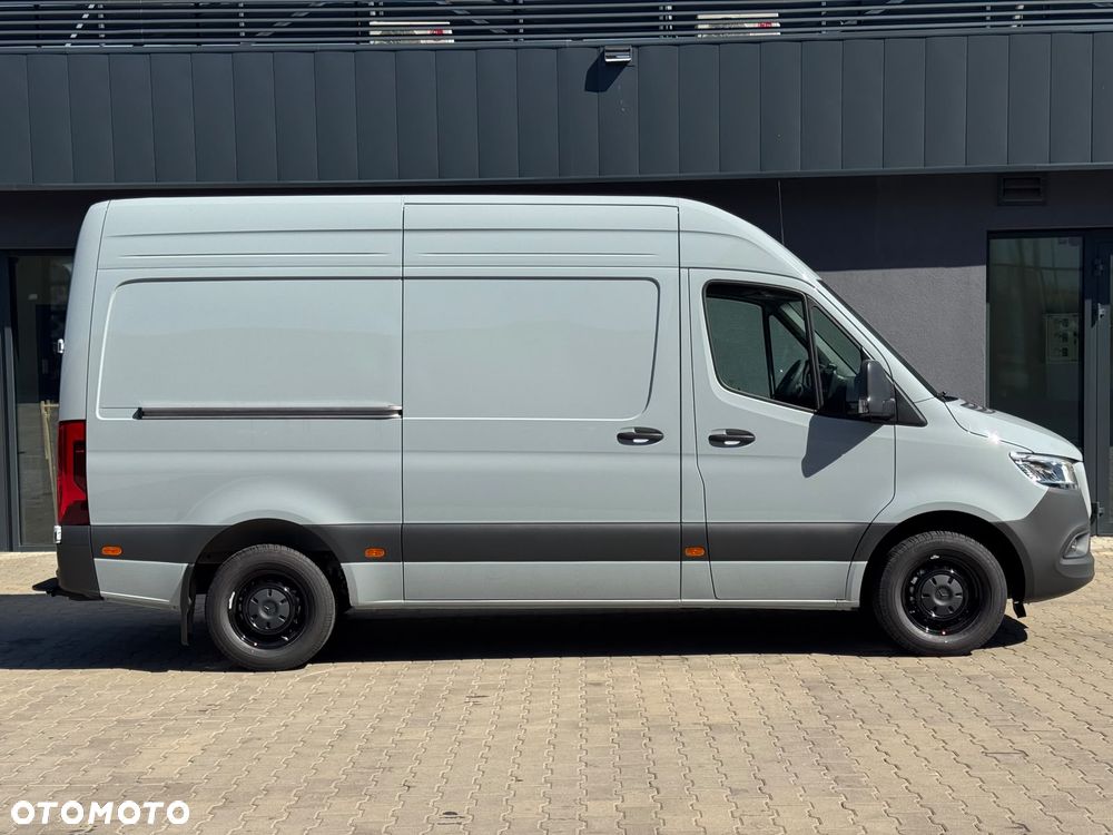 Mercedes-Benz Sprinter - 6