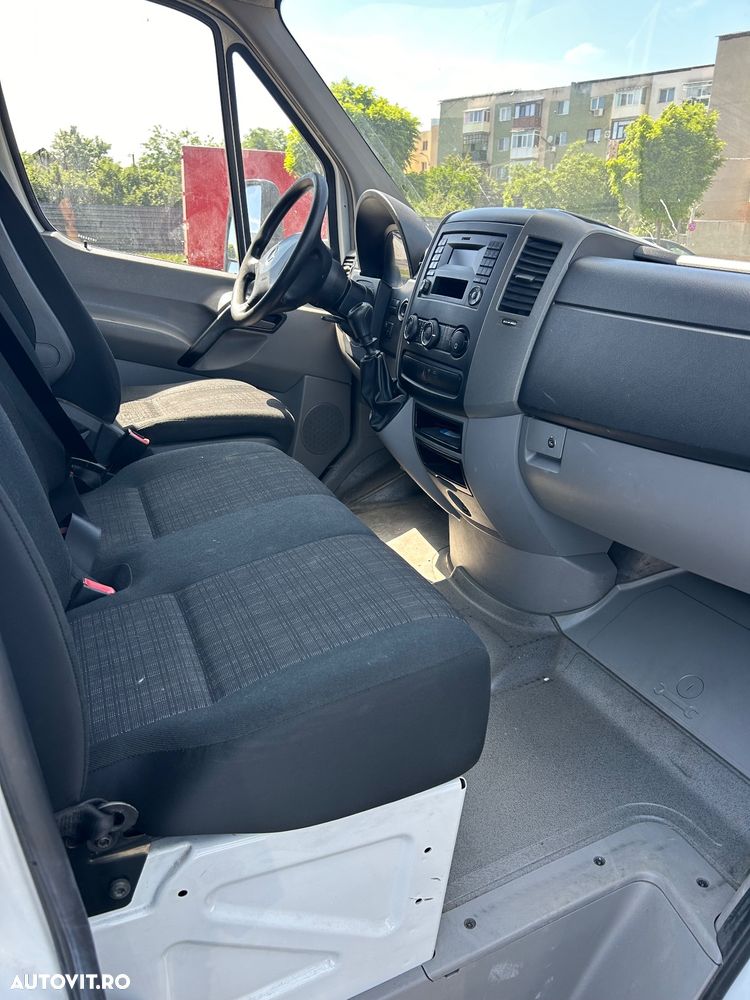 Mercedes-Benz Sprinter - 6