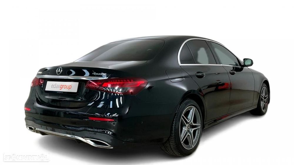 Mercedes-Benz E 300 de 4Matic 9G-TRONIC AMG Line - 2