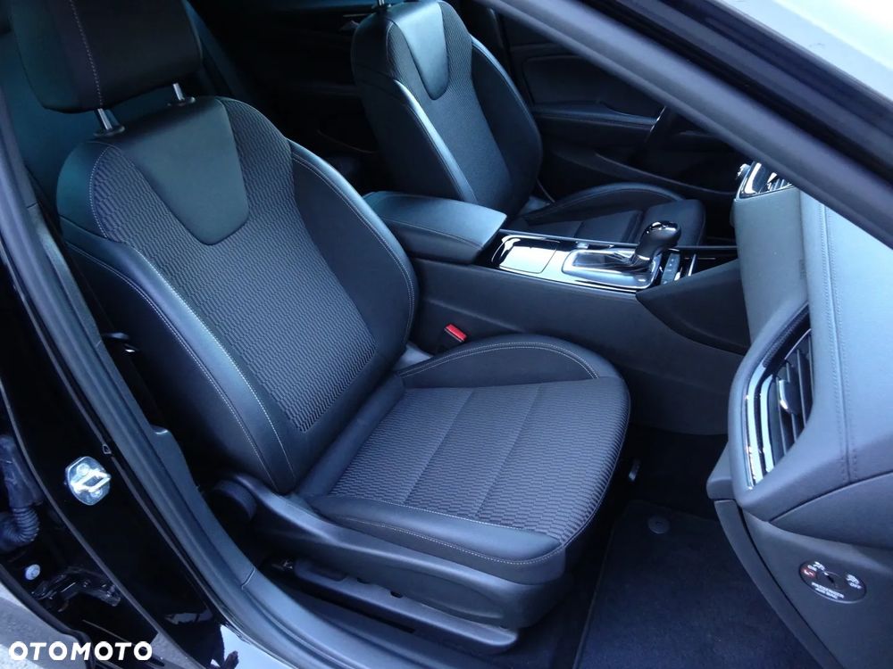 Opel Insignia 2.0 CDTI Business Edition S&S - 25