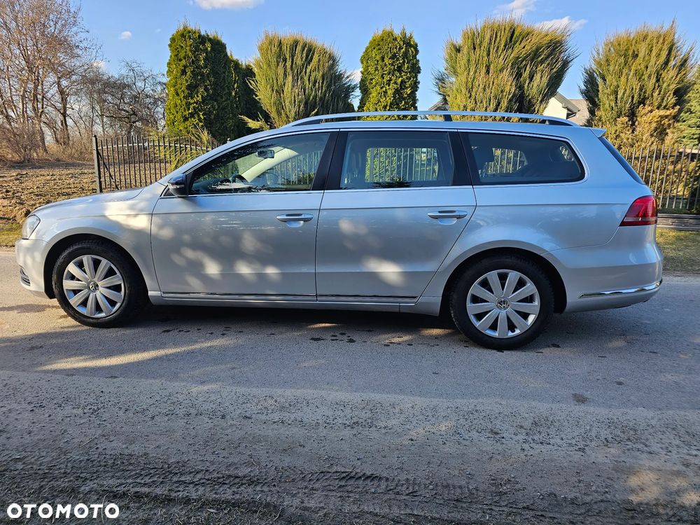 Volkswagen Passat 2.0 TDI BlueMotion Technology Highline - 28