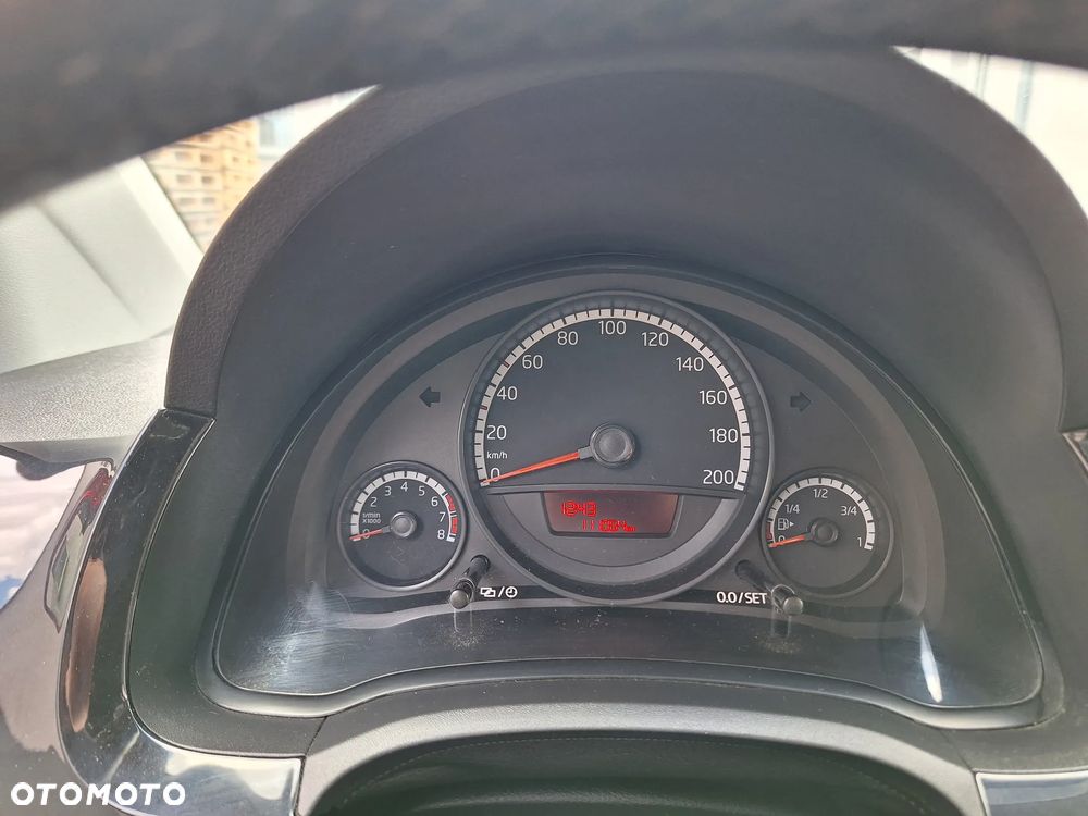 Volkswagen up! 1.0 move - 11