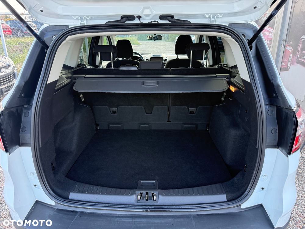 Ford Kuga - 30