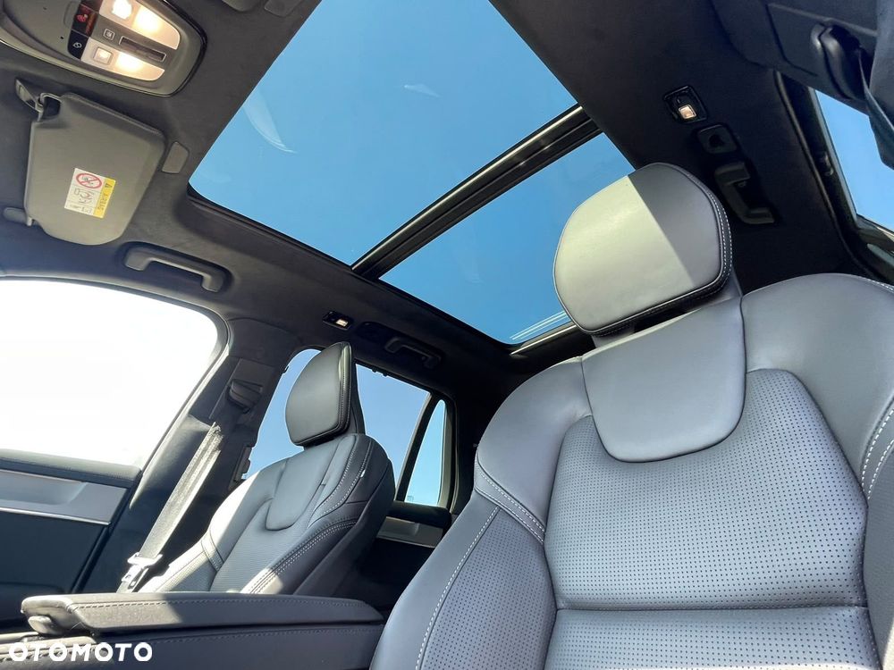 Volvo XC 90 T8 AWD Plug-In Hybrid Ultra Black Edition 7os - 23