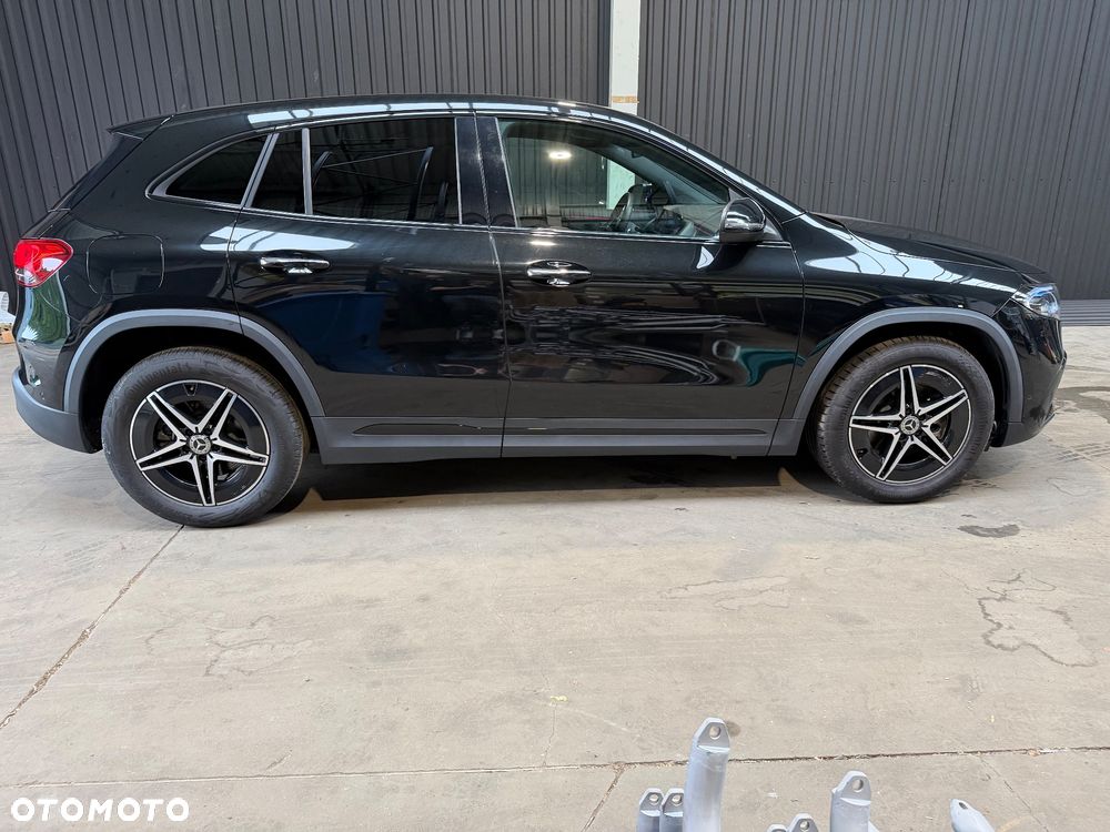 Mercedes-Benz EQA 250+ 70.5kWh AMG Line - 3