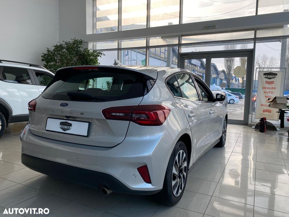 Ford Focus 1.5 EcoBlue Start-Stopp-System TITANIUM - 5