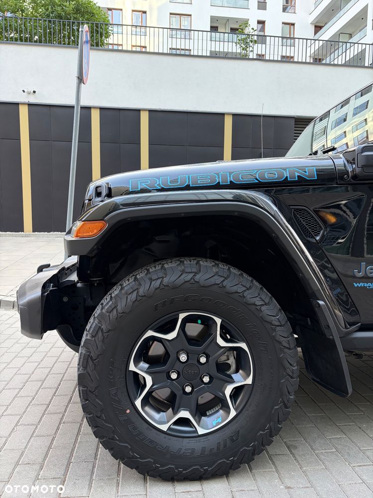 Jeep Wrangler - 8