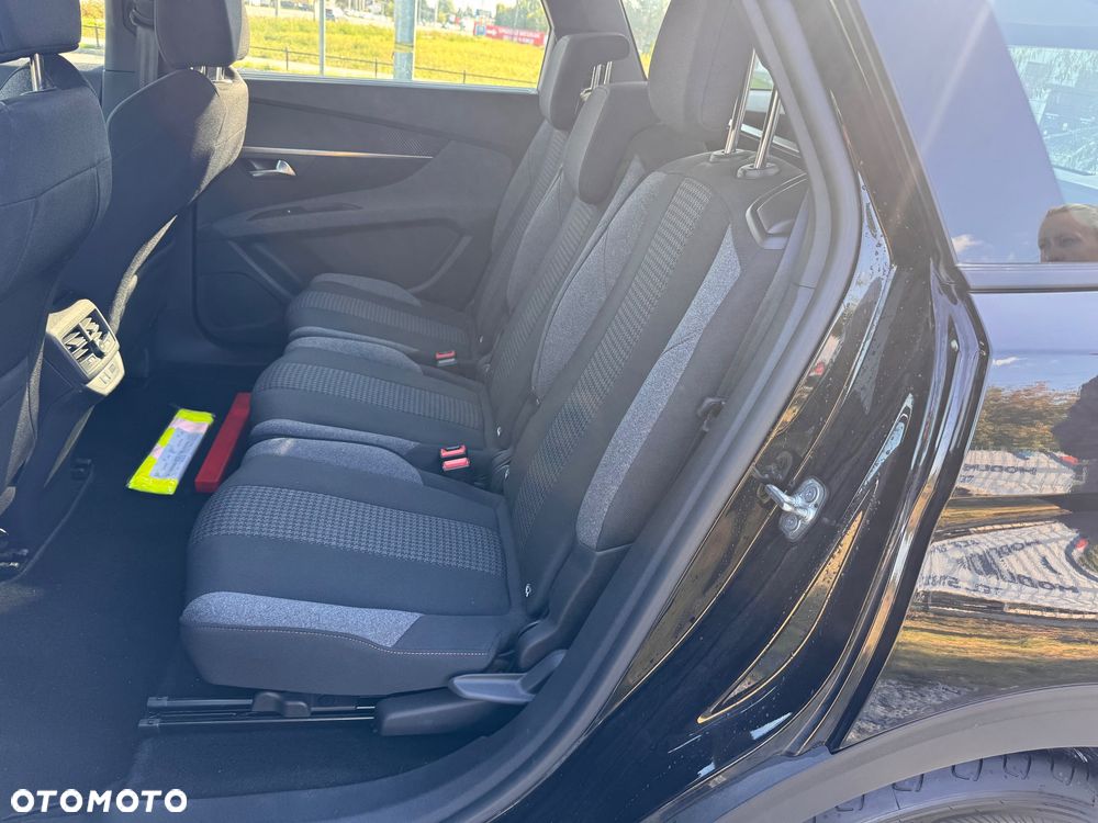 Peugeot 5008 1.2 PureTech Active Pack S&S EAT8 - 14