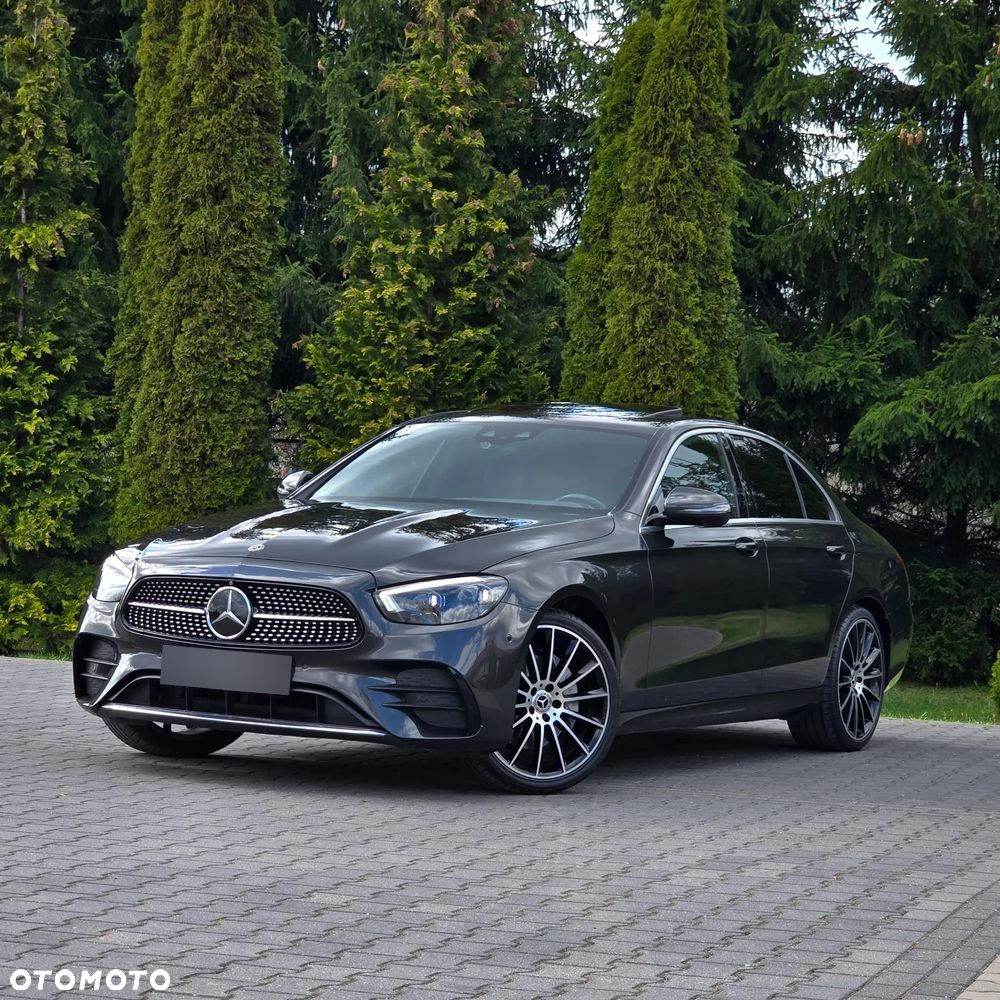 Mercedes-Benz Klasa E 220 d T 9G-TRONIC AMG Line - 2