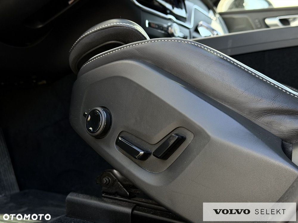 Volvo XC 60 - 23