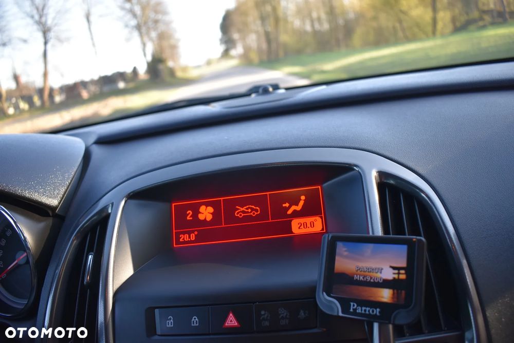 Opel Astra 1.4 Turbo Sport - 28