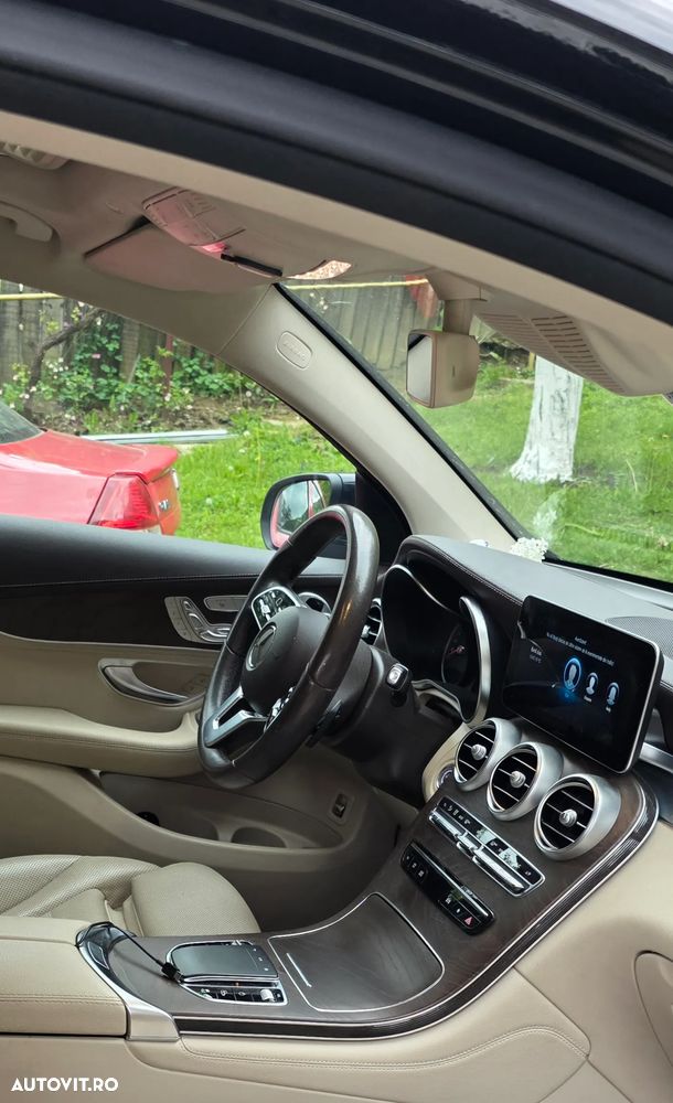 Mercedes-Benz GLC - 4