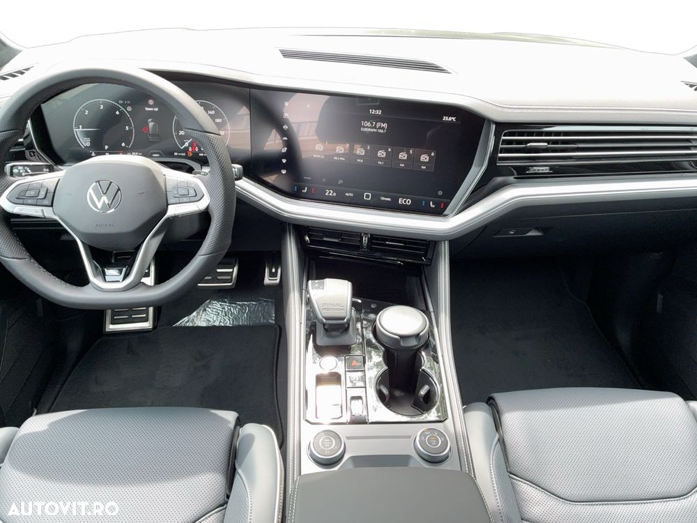 Volkswagen Touareg V6 TDI 4MOTION R-Line - 15