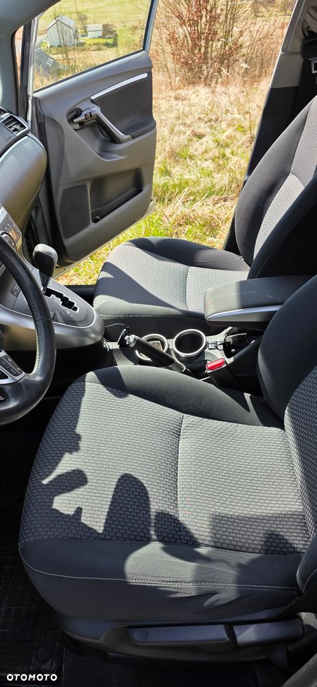 Toyota Verso 2.2 D-4D Automatik 5-Sitzer Comfort - 14