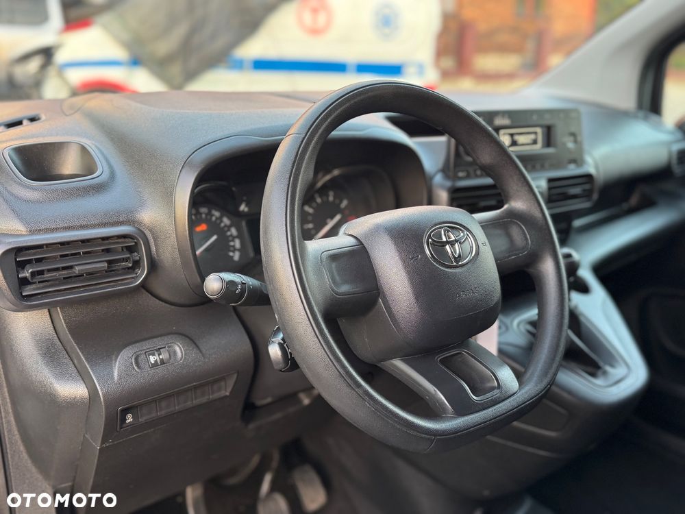 Toyota PROACE city - 11