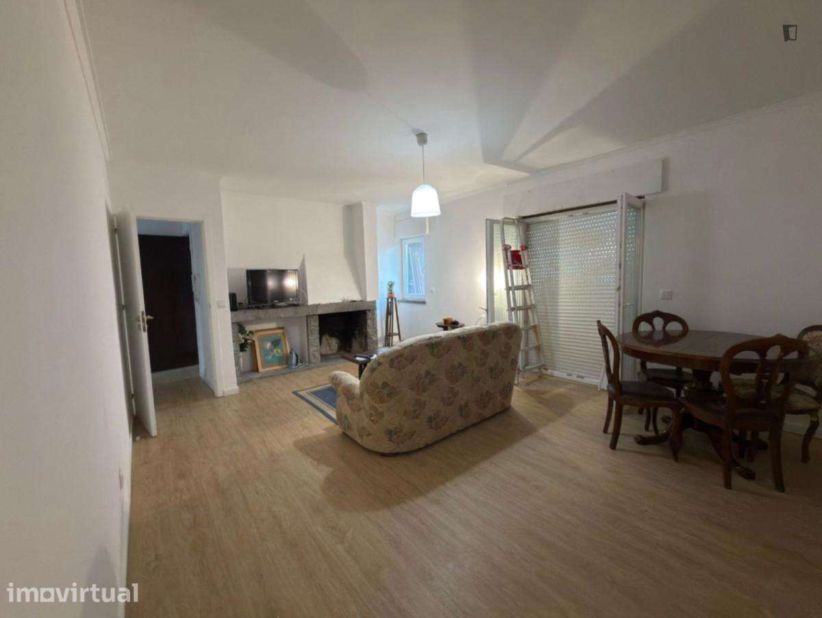 Quarto - localizado em Estoril Lisbon - Grande imagem: 4/10