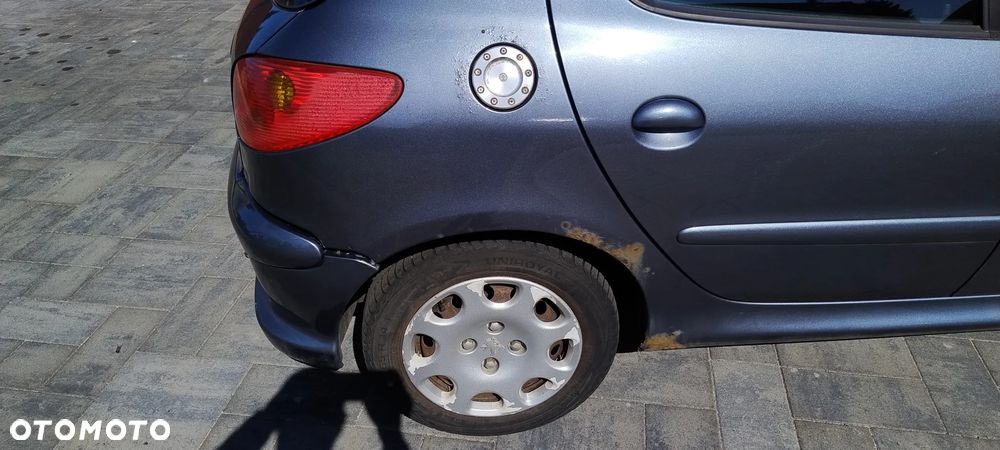 Peugeot 206 - 12
