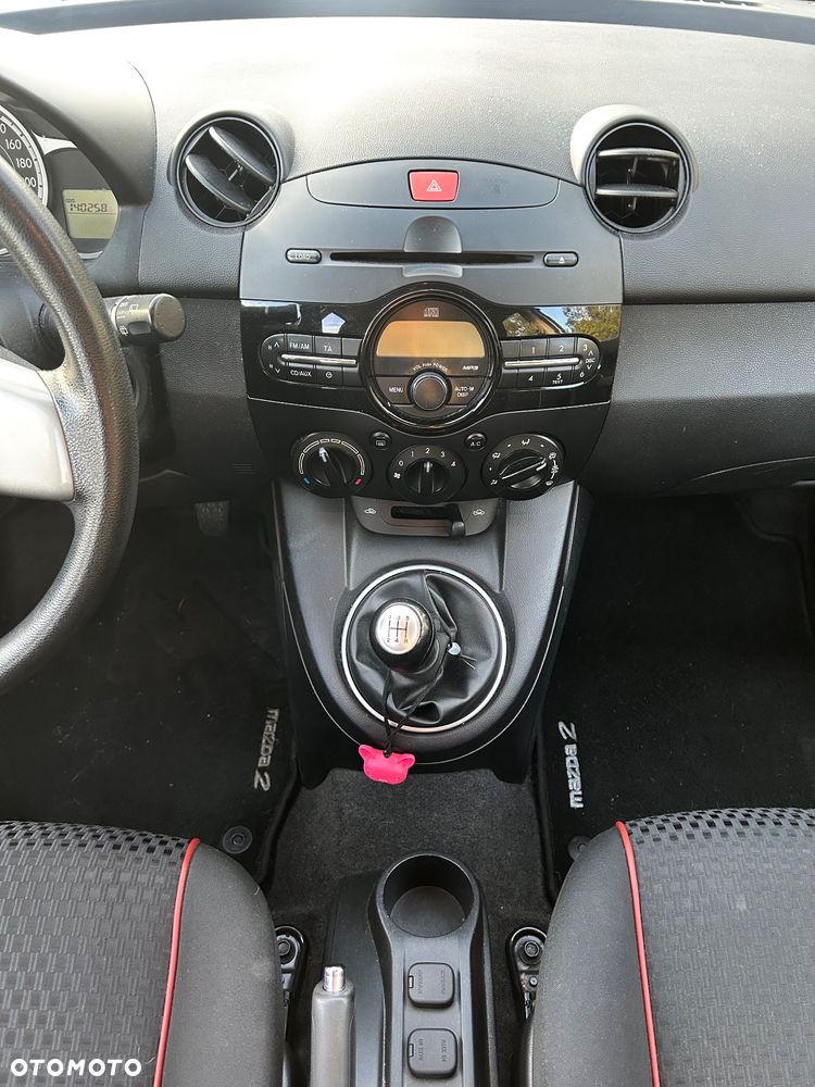 Mazda 2 1.3 Exclusive - 15