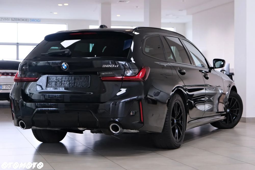BMW Seria 3 320d xDrive M Sport - 12