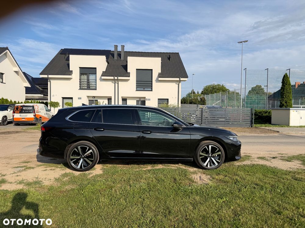 Volkswagen Passat Variant 1.5 TSI OPF DSG Business - 5